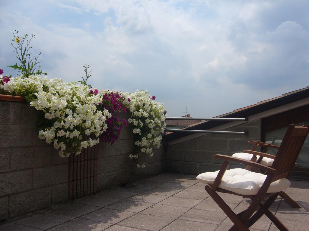 The Flower Garden Scanzorosciate Exterior photo
